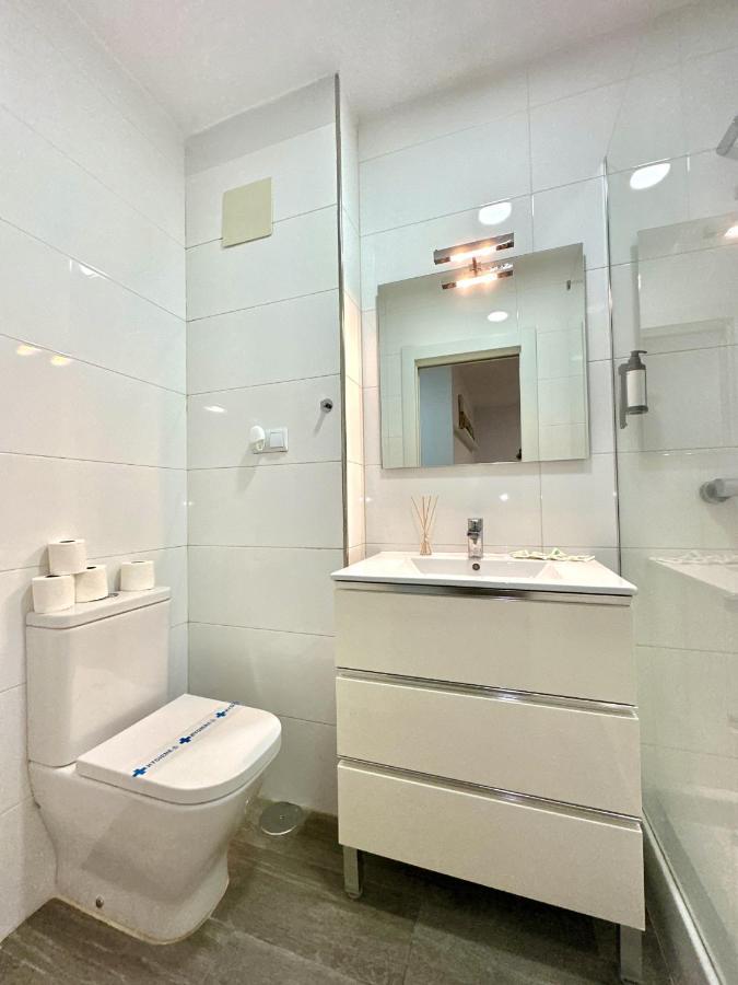 Urbe10 Santa Lucia 1 Bedroom Apartment 1A マラガ エクステリア 写真